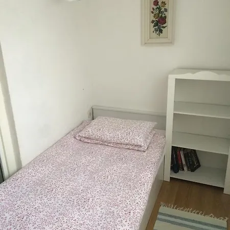 Parenzana Apartment *